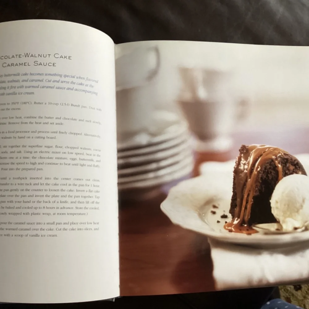 Williams-Sonoma Entertaining cookbook